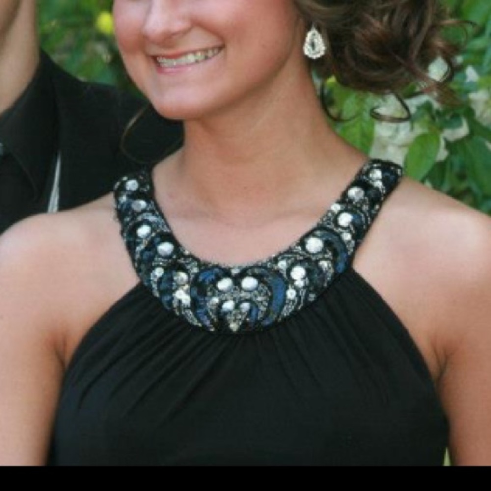 Prom Dress!! - Picture 2 of 3